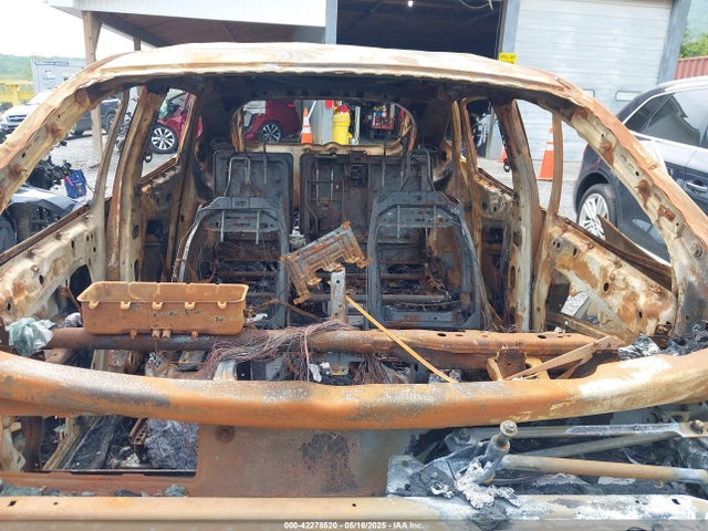 1FMCU0H66NUA84198 Ford ESCAPE SEL