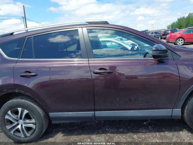 2T3BFREV8JW785655 Toyota RAV4 LE