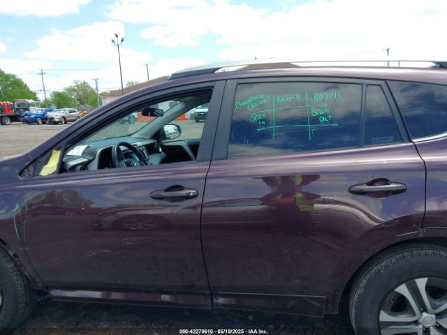 2T3BFREV8JW785655 Toyota RAV4 LE