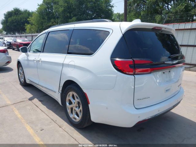 2022 CHRYSLER PACIFICA 2C4RC1GG4NR138872 Photo 2