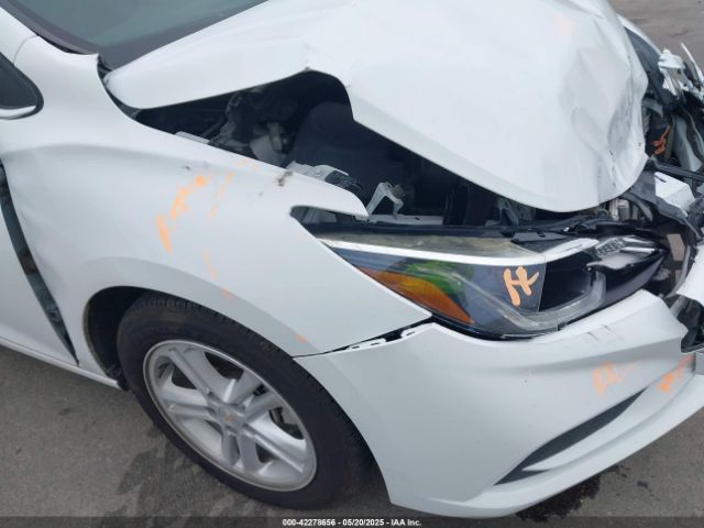 1G1BE5SM1J7223558 Chevrolet Cruze Lt Auto