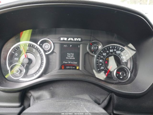 1C6RRFFG5KN816610 RAM 1500 Big Horn/lone Star  4x4 5'7 Box