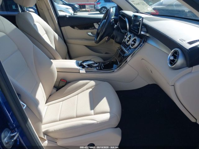 WDC0G4JB7HF128354 Mercedes-Benz GLC 300