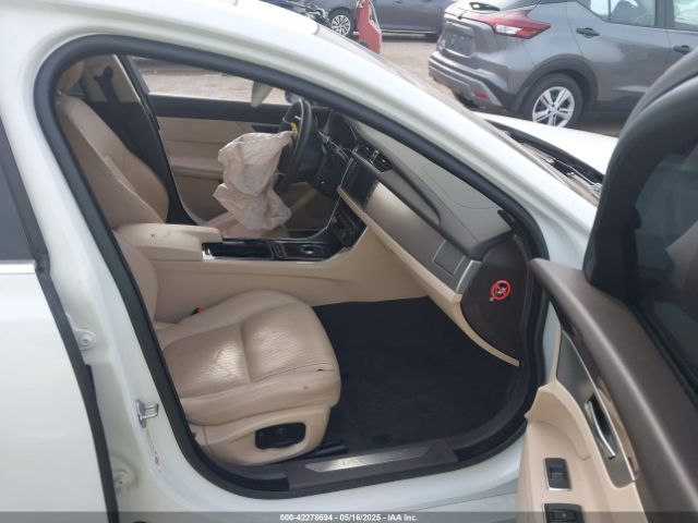 SAJBE4FX8JCY57383 Jaguar Xf 25t Prestige