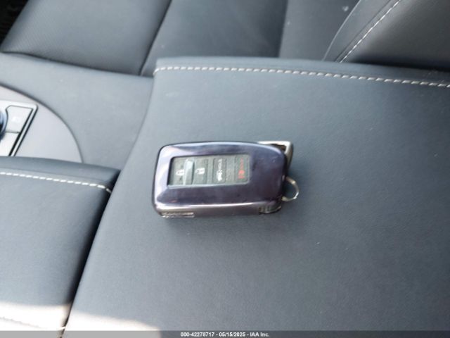 2T2HZMDA5NC351692 Lexus RX 350
