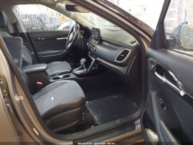 KNDEUCAA0N7260237 KIA SELTOS S