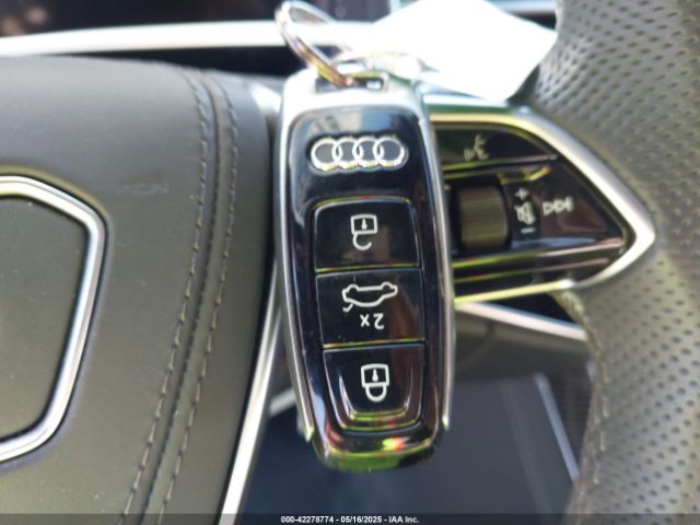 WAULSAF81PN011643 Audi tfsi