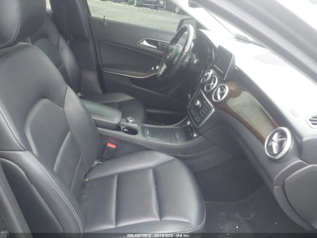 WDCTG4GB0FJ101026 Mercedes-Benz Gla 250 4matic