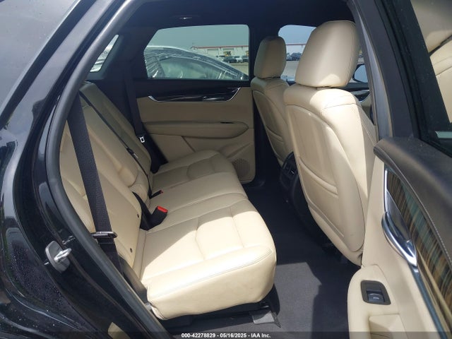 2017 CADILLAC XT5 1GYKNARS8HZ133787 Photo 7