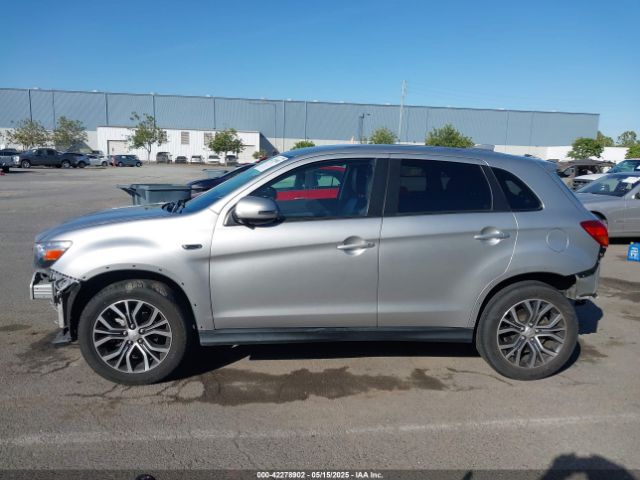 JA4AP3AW9JZ036006 Mitsubishi Outlander Sport 2.4 Se