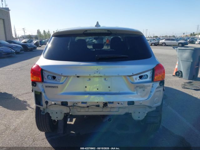 JA4AP3AW9JZ036006 Mitsubishi Outlander Sport 2.4 Se