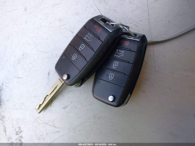 5XYPG4A34GG054173 KIA Sorento 2.4l Lx