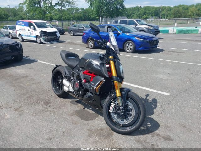 2023 DUCATI DIAVEL ZDMGAHRW8PB005967