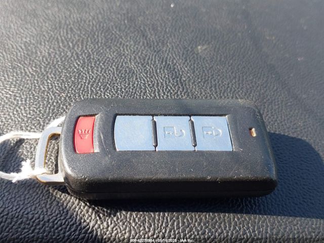 4A4AR4AU7FE014582 Mitsubishi Outlander Sport Se
