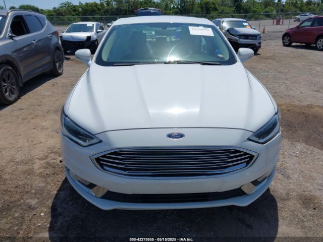 3FA6P0RU3JR141616 Ford Fusion Hybrid Titanium