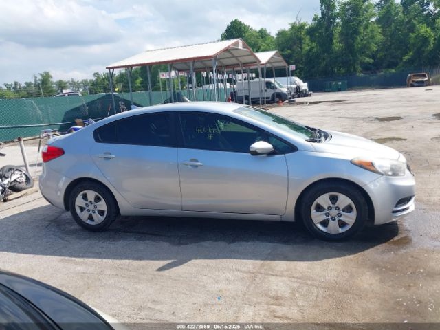 KNAFK4A67G5488789 KIA FORTE LX