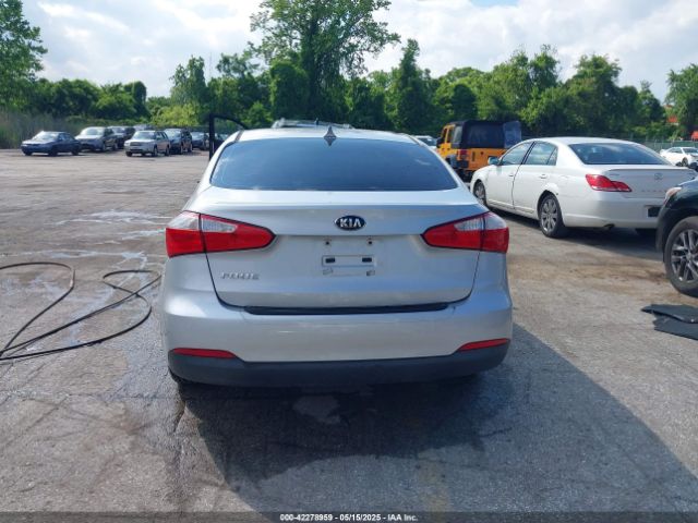 KNAFK4A67G5488789 KIA FORTE LX