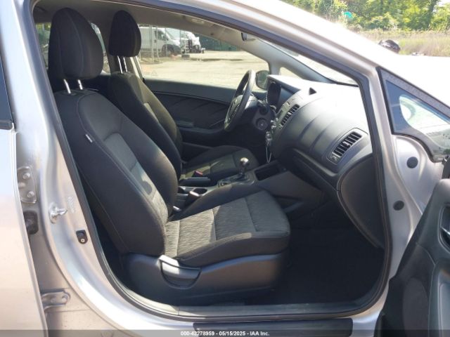KNAFK4A67G5488789 KIA FORTE LX