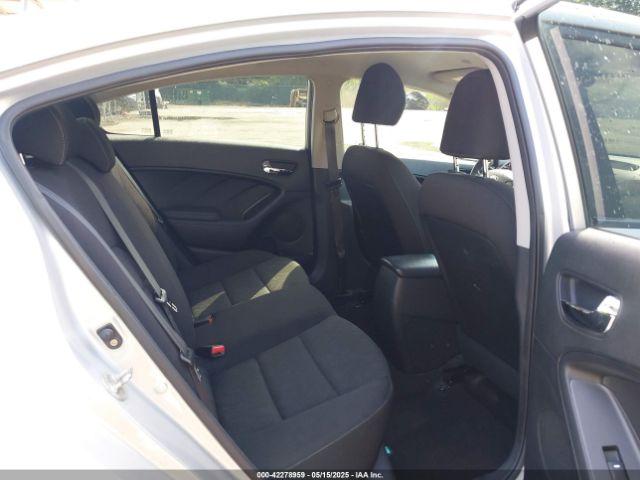 KNAFK4A67G5488789 KIA FORTE LX