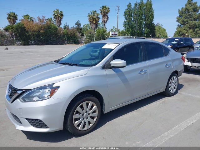 3N1AB7APXJY325137 Nissan 2018