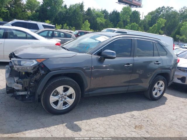 2T3W1RFV5MC092028 Toyota Rav4 Xle