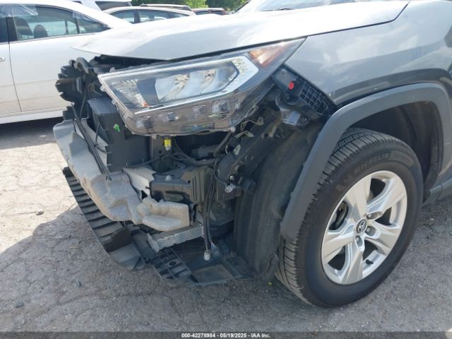 2T3W1RFV5MC092028 Toyota Rav4 Xle