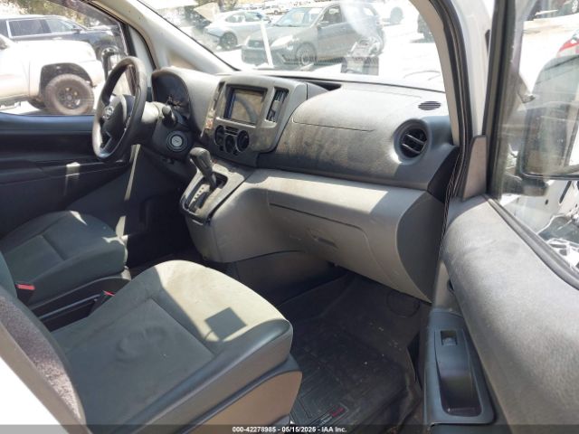 3N6CM0KN6FK698672 Nissan Nv200 S