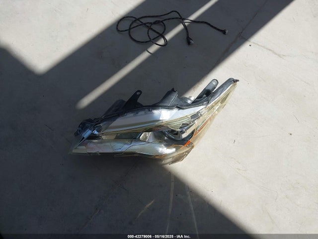4T1BF1FK4FU977614 Toyota CAMRY SE