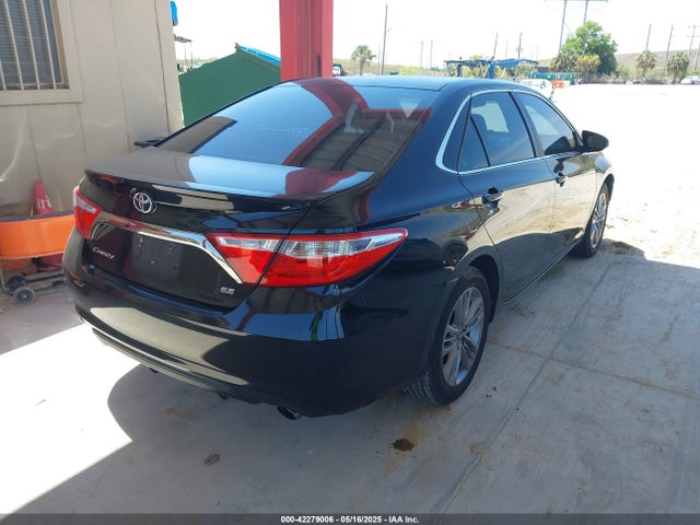 4T1BF1FK4FU977614 Toyota CAMRY SE
