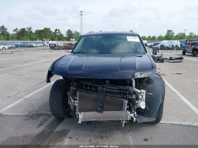 1V2CR2CA7JC535473 Volkswagen Atlas