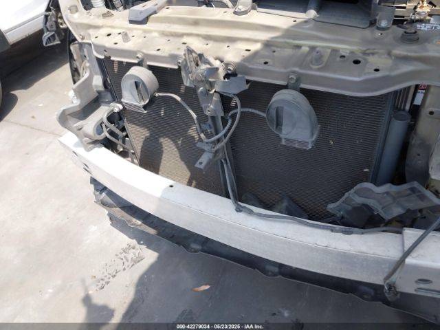5TDKKRFH8FS050848 Toyota Highlander Xle V6