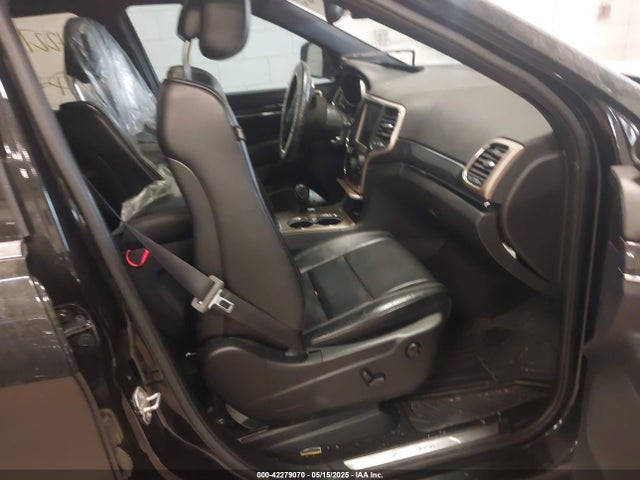1C4RJFCGXFC853741 Jeep Grand Cherokee Overland