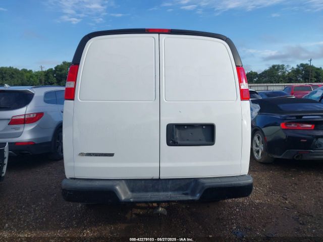 1GCWGAFP8M1306203 Chevrolet Express Cargo Rwd 2500 Regular Wheelbase Wt