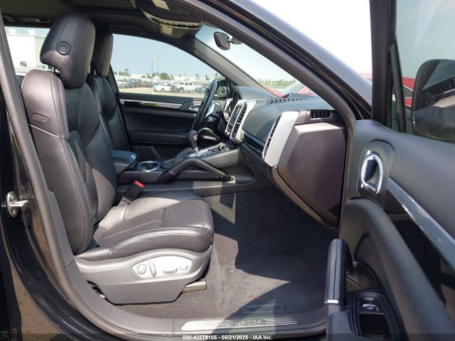 2016 PORSCHE CAYENNE WP1AF2A29GKA41335 Photo 4