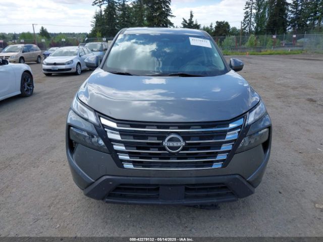 5N1BT3BA3RC672598 Nissan Rogue Sv Fwd