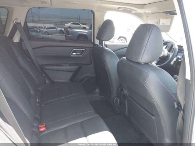 JN8AT3CA4MW021541 Nissan Rogue Sl Fwd