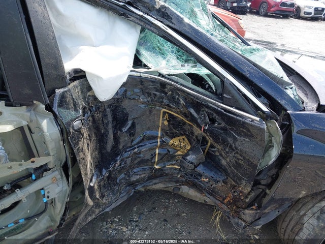 4T1G11AK5NU680670 Toyota CAMRY SE