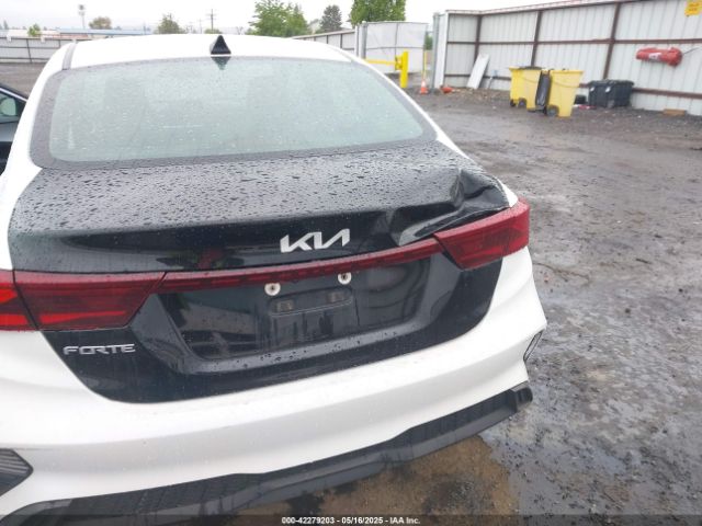3KPF24AD3RE771831 KIA Forte Lxs