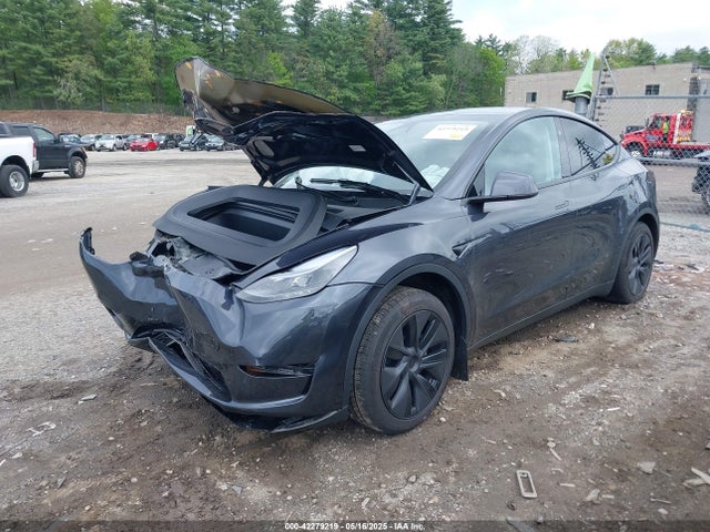 2025 TESLA MODEL Y 7SAYGDED0SF320508 Photo 1