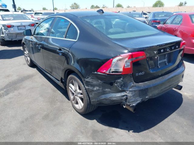 2013 VOLVO S60 YV1612FS0D1219031 Photo 2