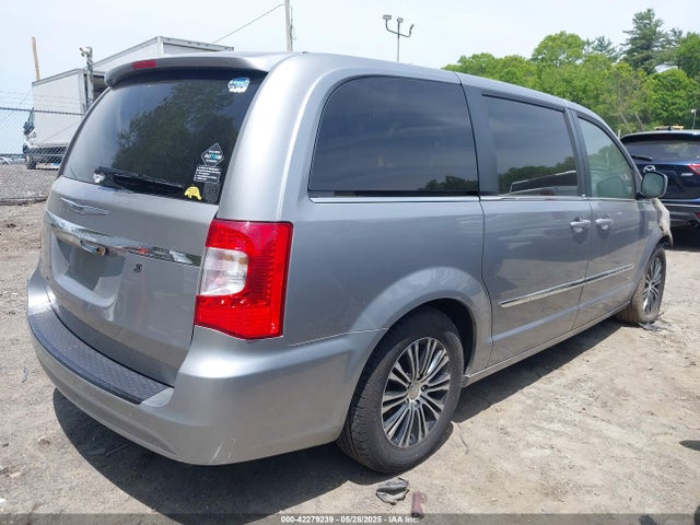 2C4RC1HG5ER239997 Chrysler Town & Country S