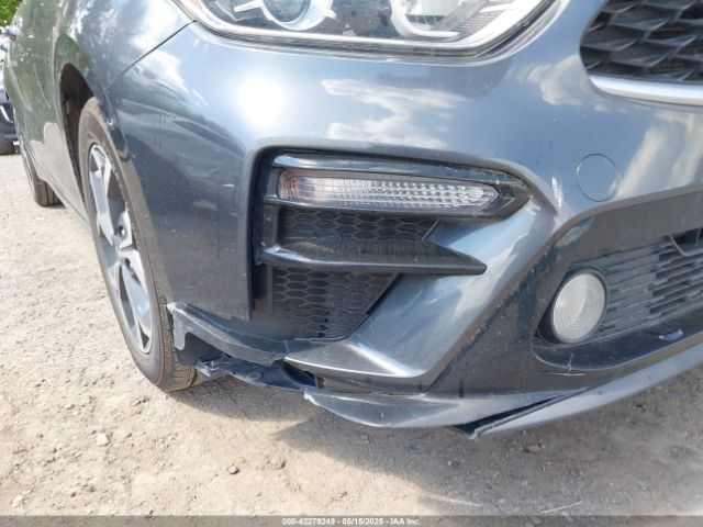 3KPF24AD5KE099888 KIA Forte Lxs