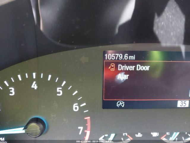 1FMCU0G68NUB64197 Ford ESCAPE SE