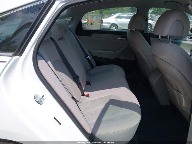 Hyundai SONATA SE 2016 5NPE24AF4GH307341 Image 8