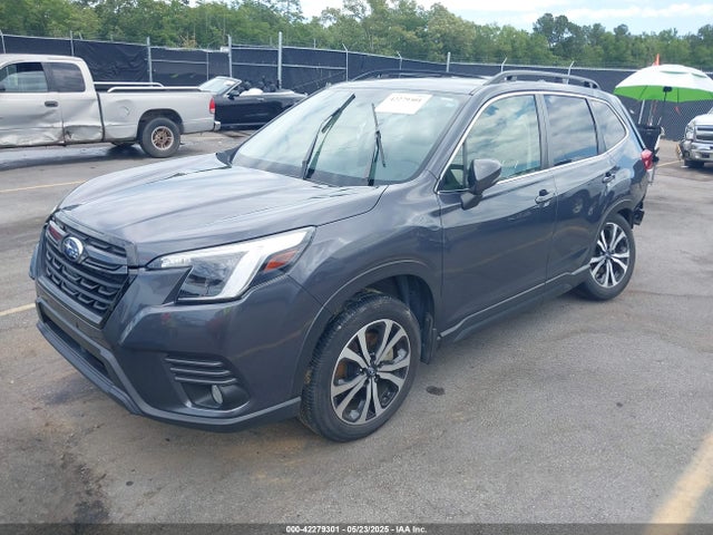 Subaru Forester Limited 2022 JF2SKAPC1NH521053 Image 2