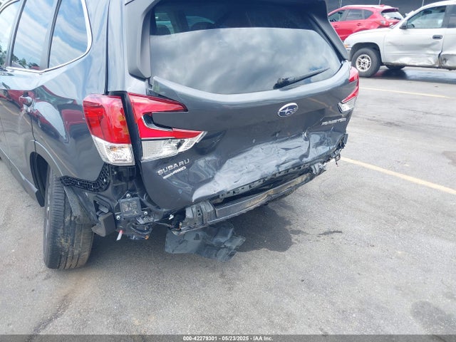 Subaru Forester Limited 2022 JF2SKAPC1NH521053 Image 6