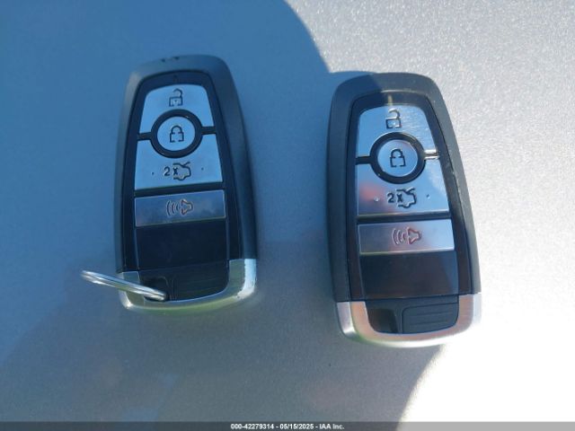 3FA6P0H78HR368483 Ford FUSION SE