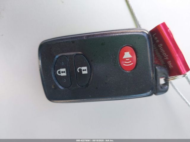 JTDKN3DU9F0453194 Toyota Prius Two