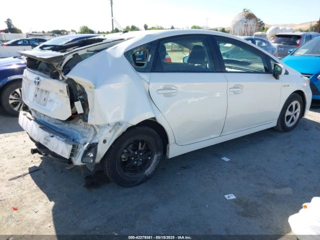 JTDKN3DU9F0453194 Toyota Prius Two