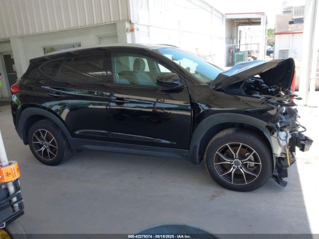 KM8J33A42LU240867 Hyundai Tucson Value